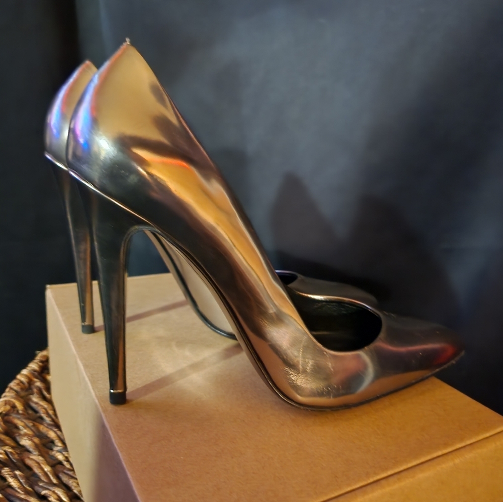 Taupe and gold tone high heels